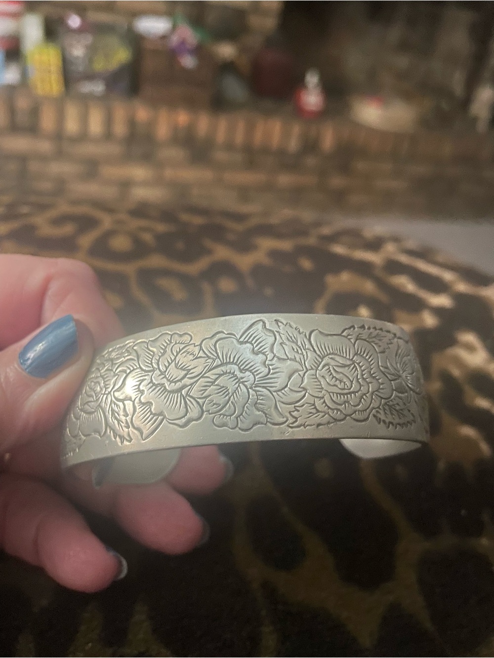 Vintage Kirk Steiger etched cuff braclet with. A rose pattern